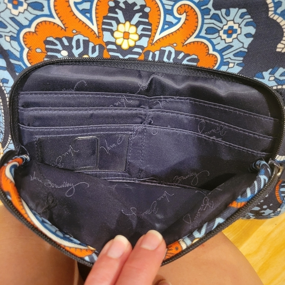 Vera Bradley Lighten Up Marrakesh Crossbody Bag - Picture 4 of 10